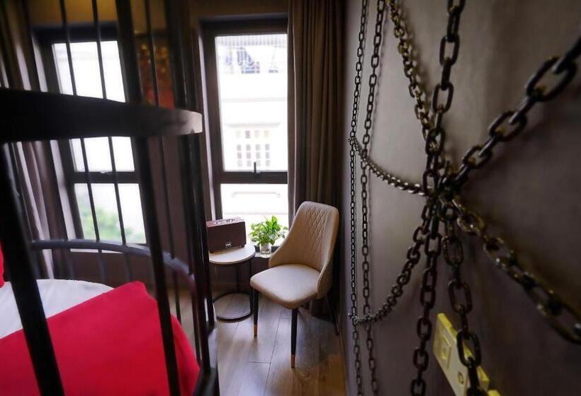 اتاق استاندارد, 69 Boutique By Minova