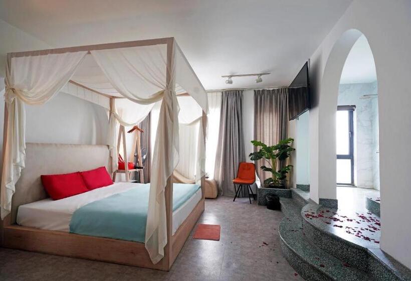 اتاق استاندارد با وان آب گرم, 69 Boutique By Minova