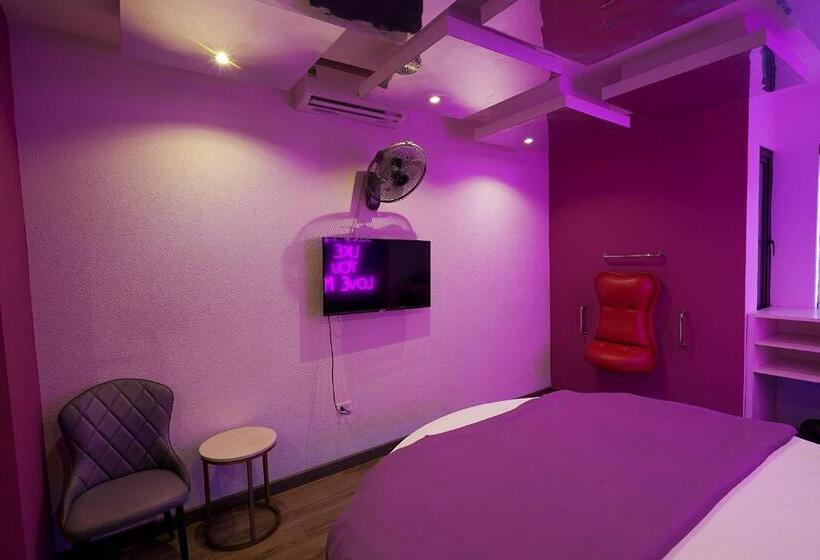 اتاق استاندارد, 69 Boutique By Minova