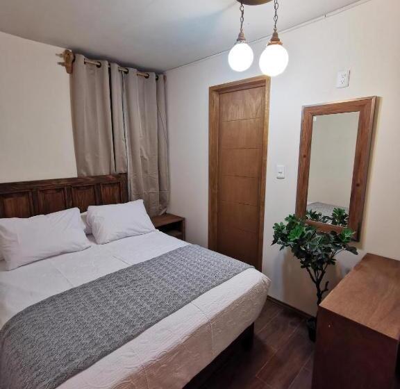 اتاق لوکس, Casa Posos