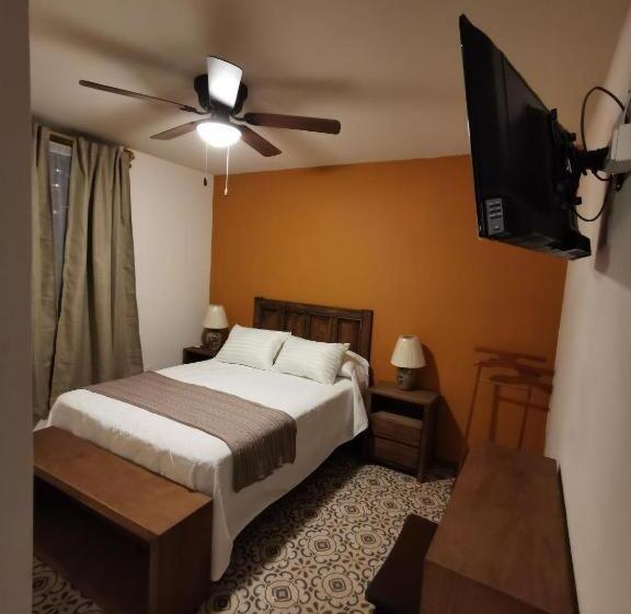 اتاق لوکس, Casa Posos