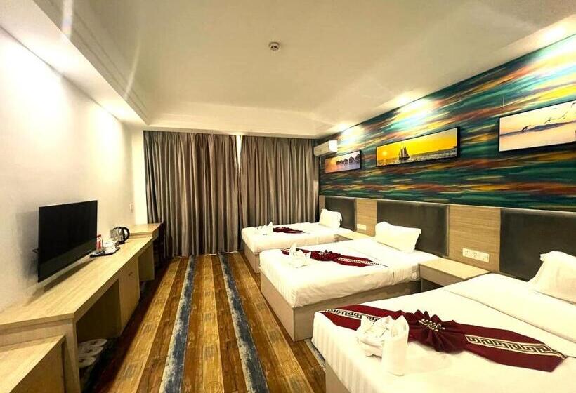 חדר סטנדרט לשלושה, Fusion