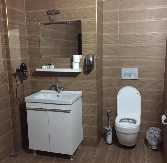 سوییت خانوادگی, Grand53