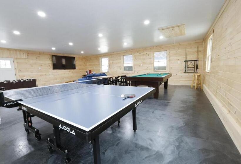 Номер Deluxe Кровать Кинг, Matterhorns Hunter Lodge