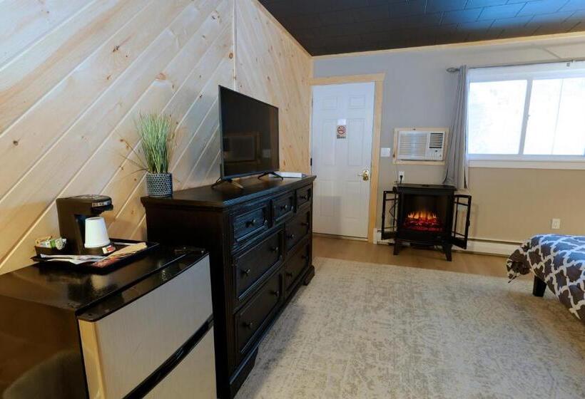 חדר סטנדרט עם מיטת קינג, Matterhorns Hunter Lodge