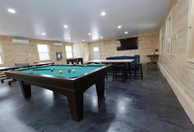 חדר משפחתי נוף להרים, Matterhorns Hunter Lodge