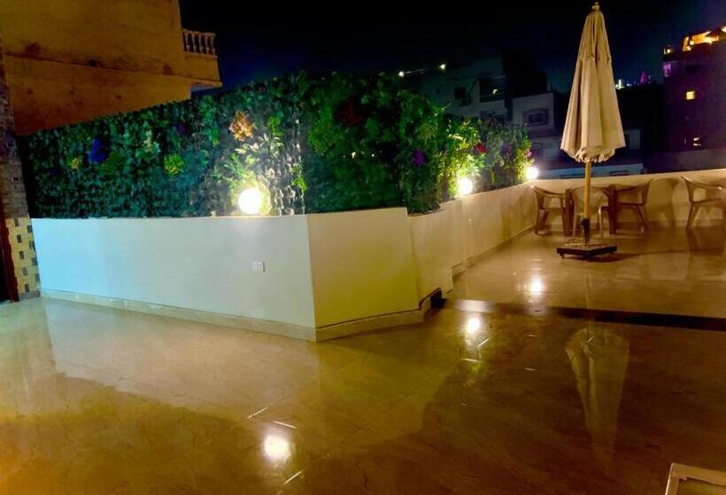 Standardzimmer, Alaa Eldein Pyramids View