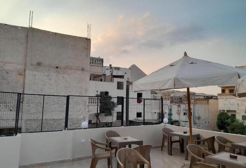 3 Bett Deluxe Zimmer, Alaa Eldein Pyramids View