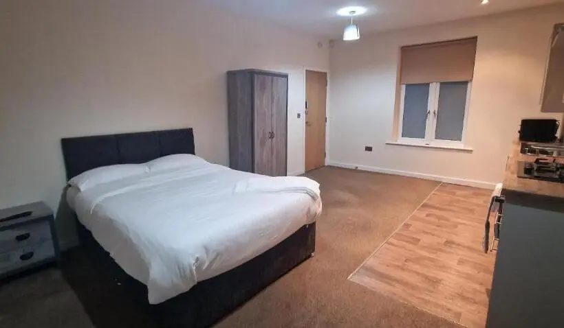 デラックスルーム, Apartment In Central Halifax