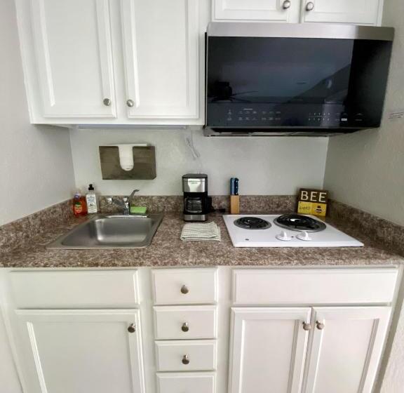 バルコニー付き1ベッドルームアパートメント, Condo In Waterfront Resort With Balcony Close To Beaches Free Bikes