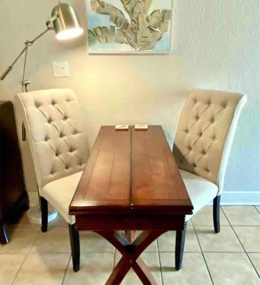 1ベッドルームハウス, Condo In Waterfront Resort With Balcony Close To Beaches Free Bikes