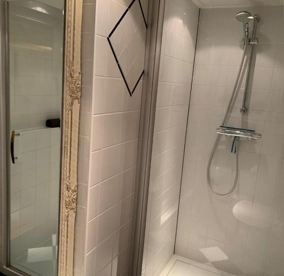 Номер Deluxe, B&b Petit Chateau   Stijlvol Verblijf Voor Werk En Ontspanning