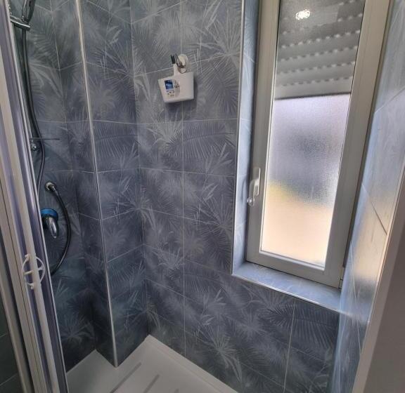 اتاق خانوادگی, Dodo & Fofo