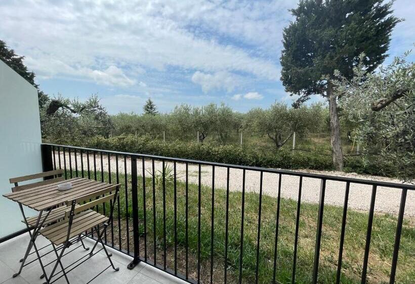 Номер Deluxe с Балконом, Essentia Rooms & Relax