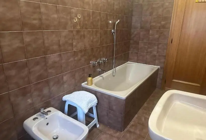 Standard Kolmen Hengen Huone, Suite Colosseo