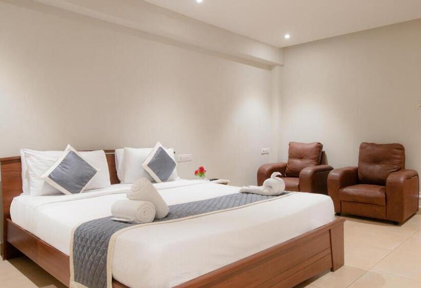 Стандартный Номер Кровать Кинг, Beestay Hotels Mg Road Vijayawada