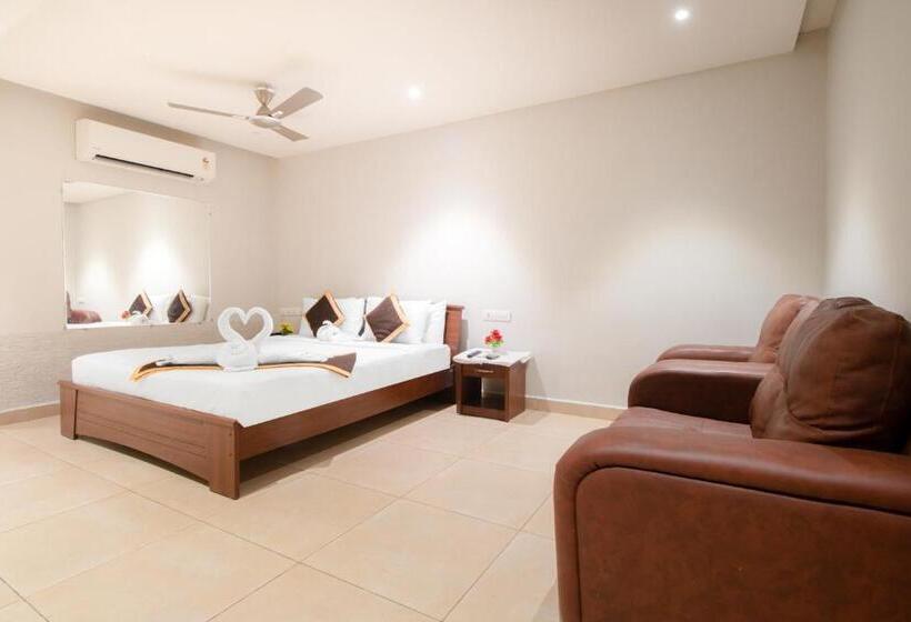 Стандартный Номер Кровать Кинг, Beestay Hotels Mg Road Vijayawada