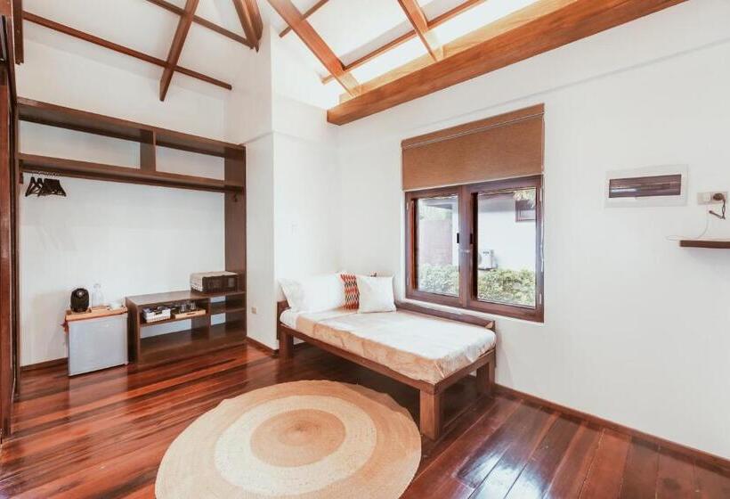 اتاق استاندارد, Alon Cloud9, Beach Front