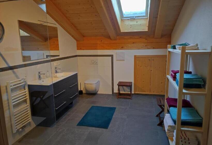 Lejlighed 1 soveværelse m.Balkon, Ferienwohnungen Rohnbogner