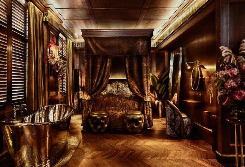 סוויטה נשיאותית, House Of Gods Glasgow