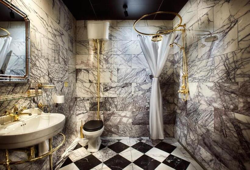 プレジデントスイートルーム, House Of Gods Glasgow