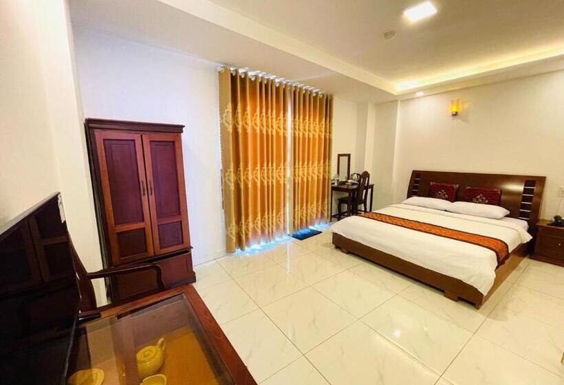 اتاق لوکس با بالکن, Phuong Nam Sa đec