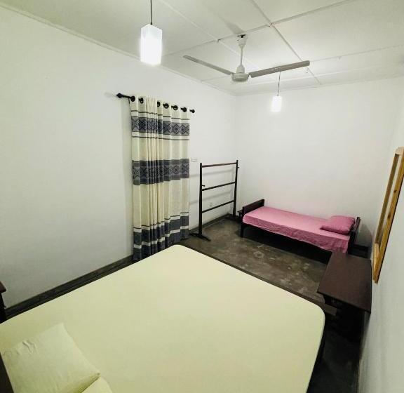 ベーシックトリプルルーム, Terance Bungalow