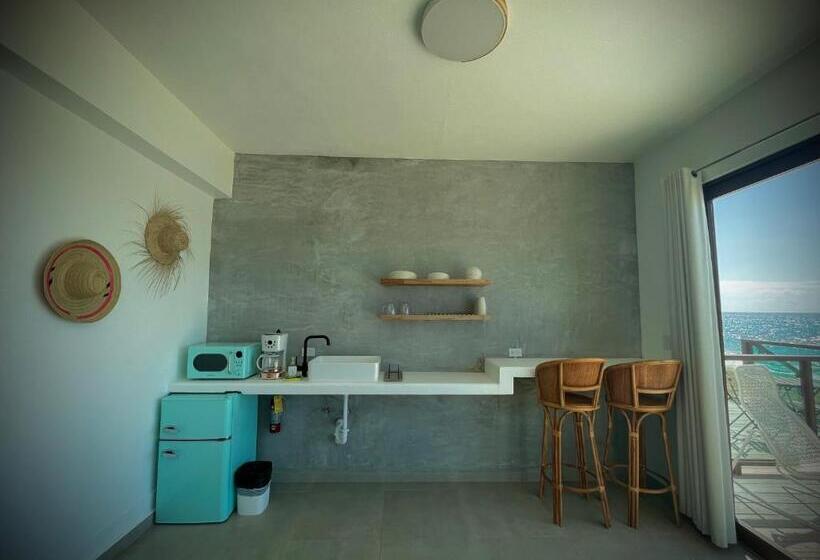 Suite Familiale, 1 Corcega Beachfront Suites