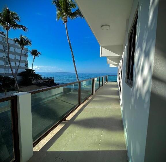 Chambre Quadruple Deluxe, 1 Corcega Beachfront Suites