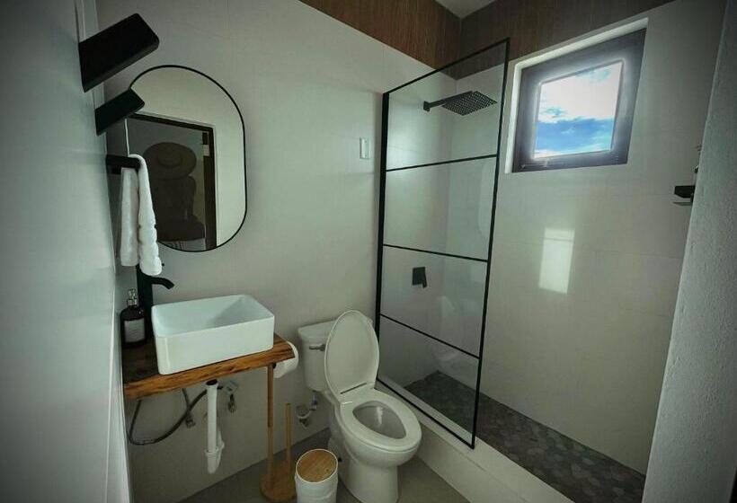 Chambre Standard avec Balcon, 1 Corcega Beachfront Suites