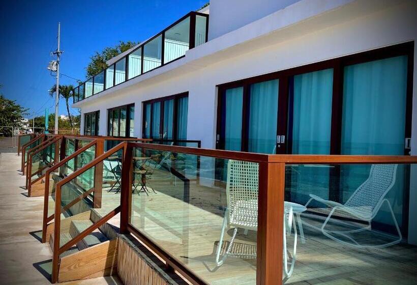 Chambre Familiale, 1 Corcega Beachfront Suites