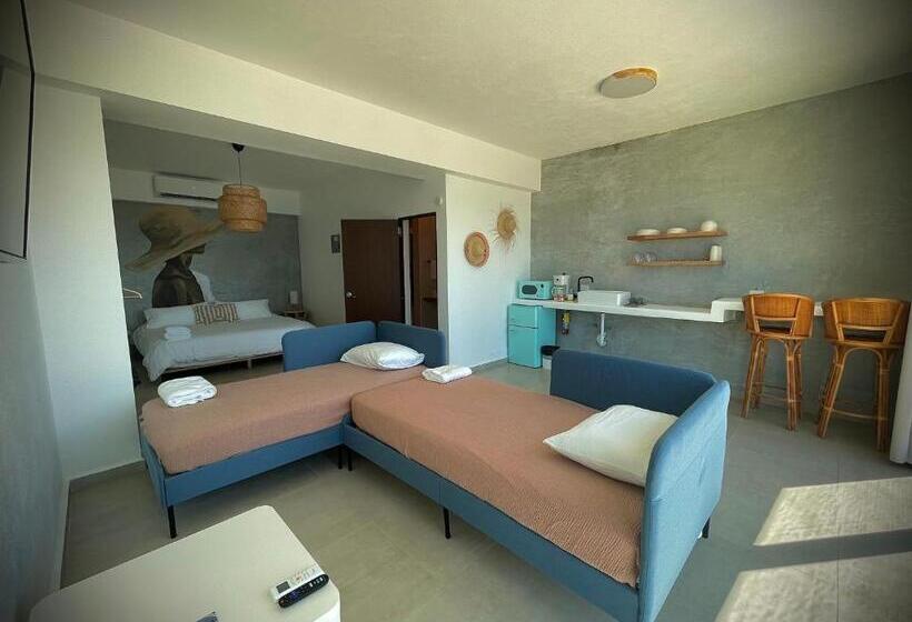 Chambre Familiale, 1 Corcega Beachfront Suites