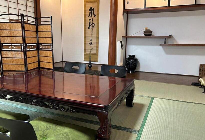 Quarto Familiar, Guesthouse & Sauna 杜（mori）