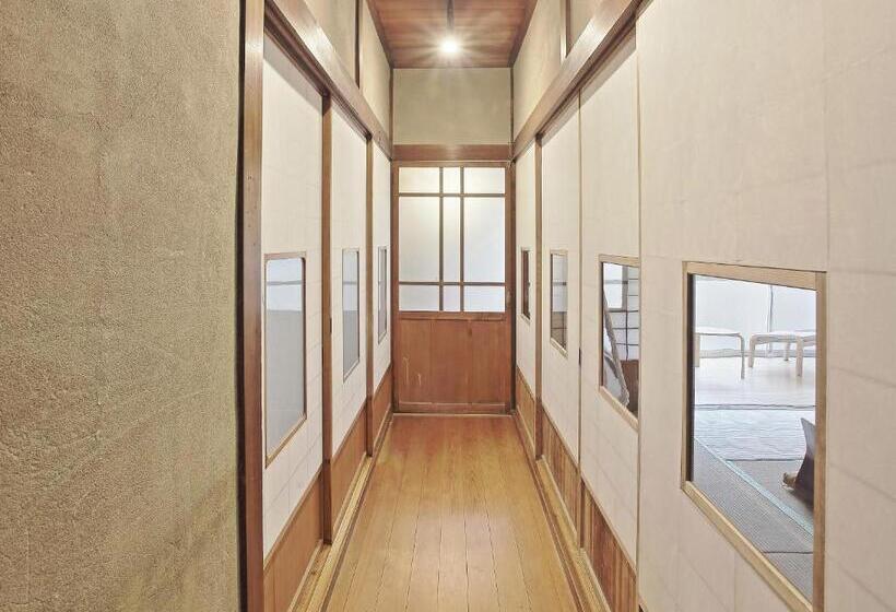 Quarto Familiar, Guesthouse & Sauna 杜（mori）