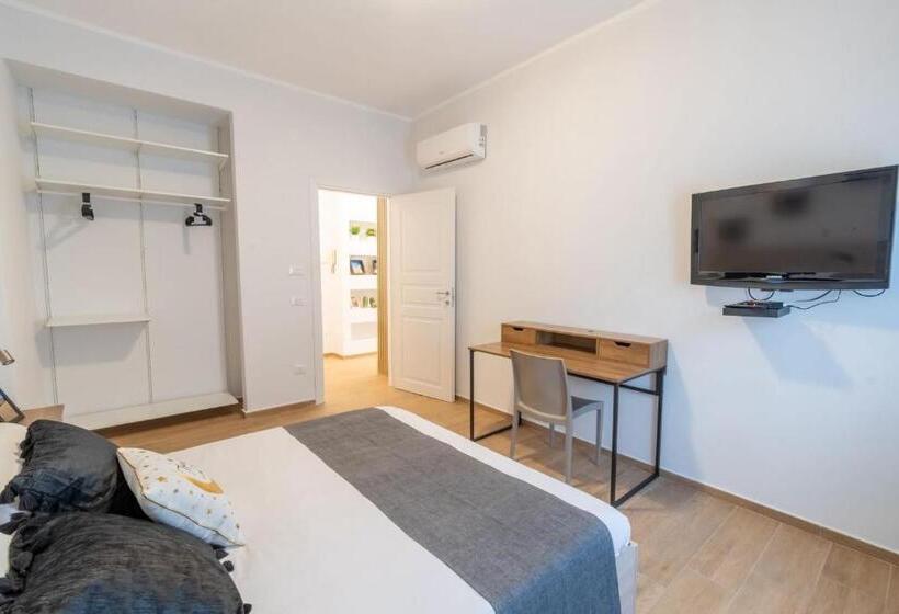 Standard room with outdoor bath, Le Tre Chiavi Apartment