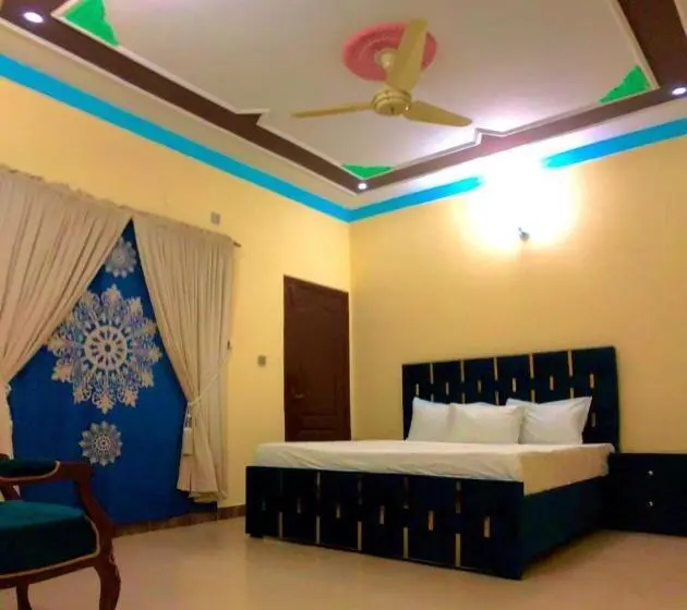 اتاق اکونومی, Royal Inn