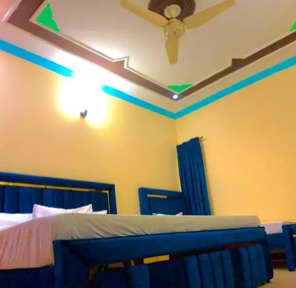 اتاق لوکس, Royal Inn