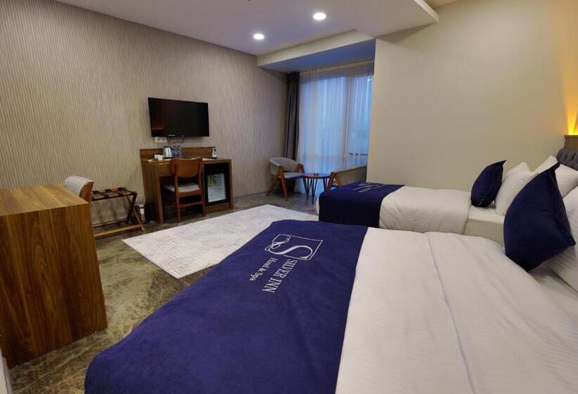 디럭스 패밀리 룸, Silver Inn Hotel & Spa