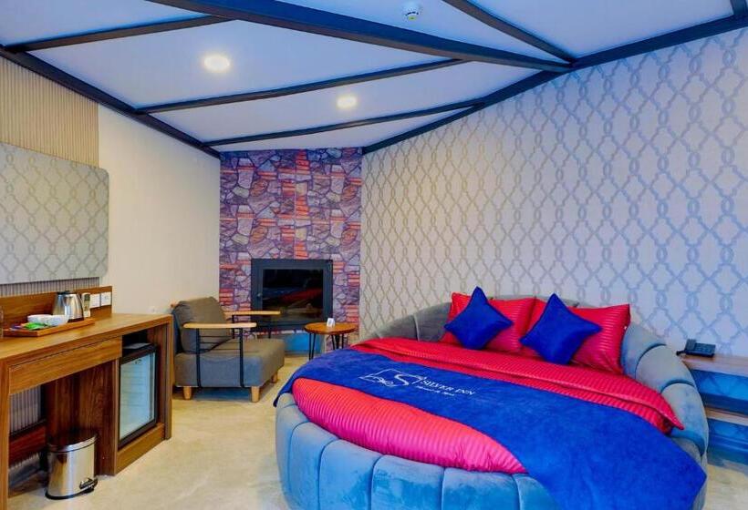 디럭스 스위트, Silver Inn Hotel & Spa