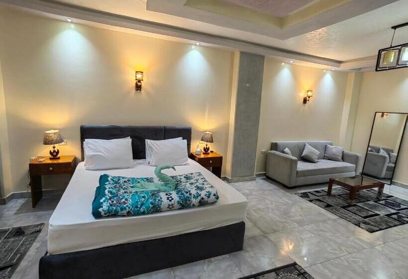 سوییت جونیور لوکس, Grand Egyptian Museum View Inn