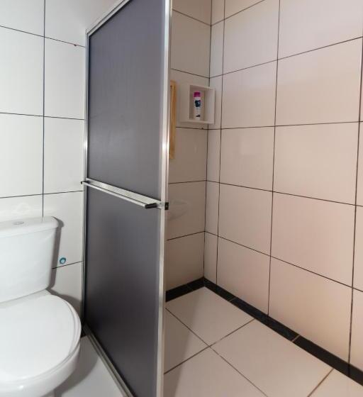 Standard Kolmen Hengen Huone, Pousada Estações