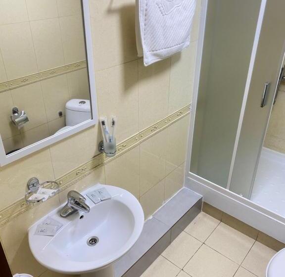 اتاق استاندارد, Belon Inn