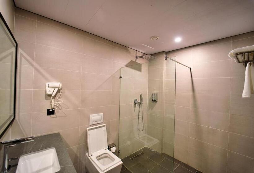 سوییت اجرایی, Blu Atlantic Hotel And Waterparks