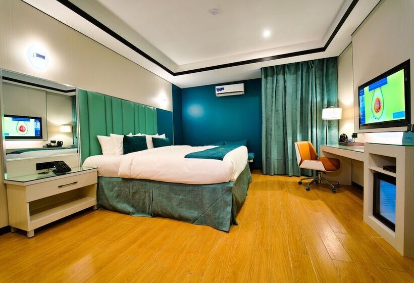 سوییت سوپریور, Blu Atlantic Hotel And Waterparks