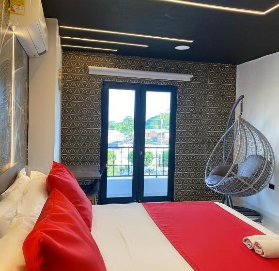 스위트 킹사이즈 침대, Calle Real Inn