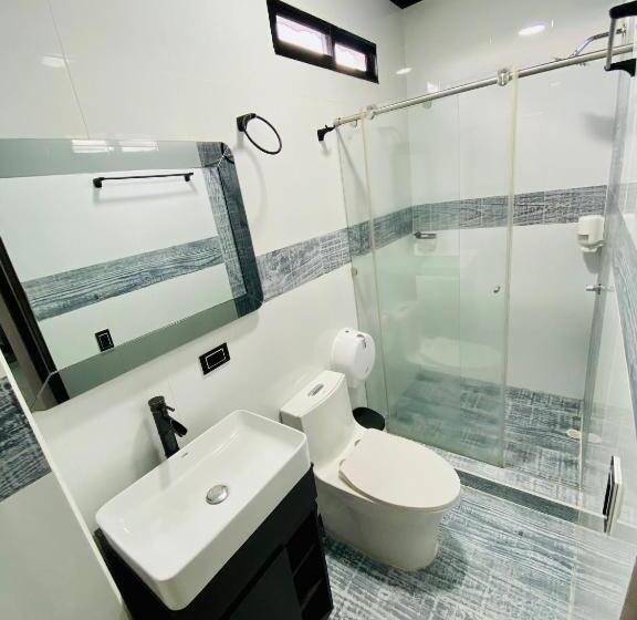 جناح ديلوكس, Calle Real Inn