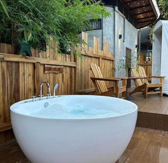 اتاق استاندارد با تخت بزرگ, Lhong Chiang Dao Glamping หลงเชียงดาว