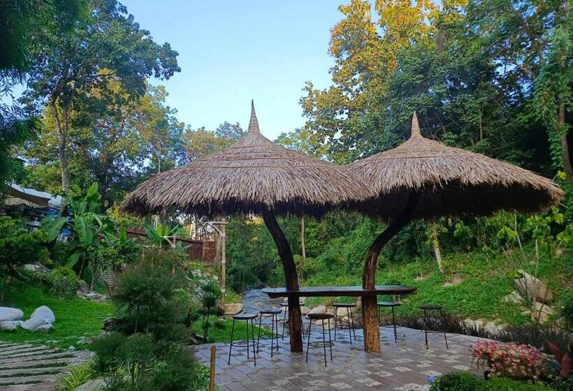 اتاق خانوادگی, Lhong Chiang Dao Glamping หลงเชียงดาว