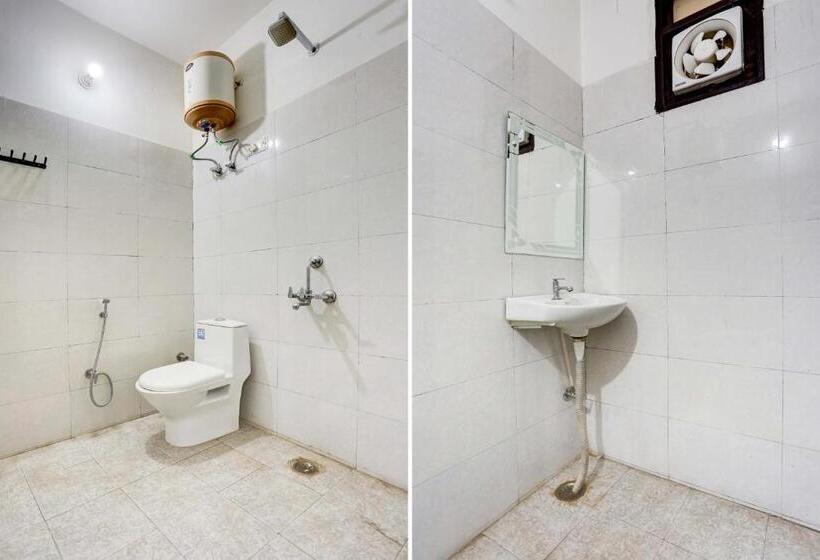 Habitación Triple Clásica, Star Key Inn