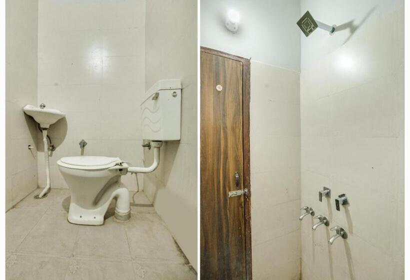 Triple Classic Room, O The Corner House